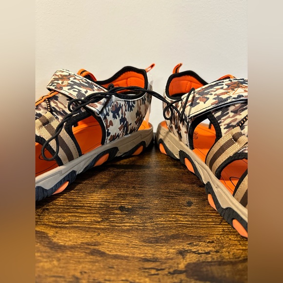 Thereabouts Boys Ripple Tan Camo Sandals NWT Various Sizes - Picture 3 of 7